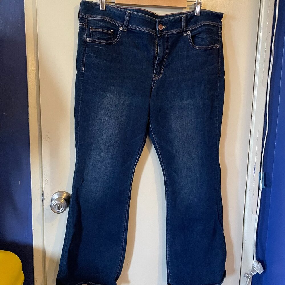 American Eagle Kick Boot Jeans